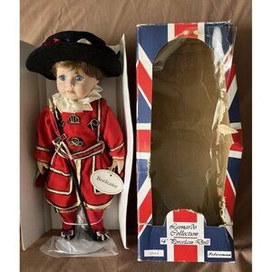 Leonardo Collection BEEFEATER Porcelain Doll 14” NIB LP5414 Box Has Damage